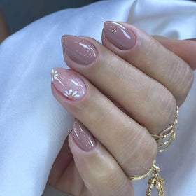 MAOTTIE Faux Ongles Pressés Amande Courte 24Pcs avec design fleurs blanches