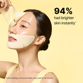 Masque en caoutchouc Dr.Jart+ sur fond blanc