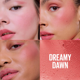 MAYBELLINE Cloudtopia Mousse Blush et Lèvres texture crémeuse sur la peau