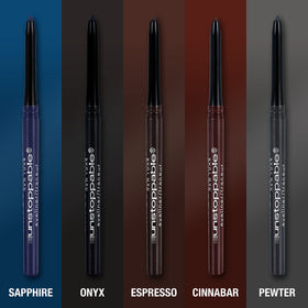 MAYBELLINE Crayon Eyeliner Mécanique Étanche Pewter application sur la main