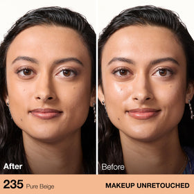 MAYBELLINE Poudre Pressée Matifiante Fit Me Pure Beige texture en gros plan