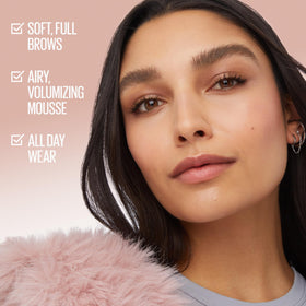 MAYBELLINE Superfluff Mousse à Sourcils Noir 18g en usage