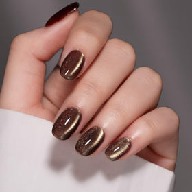 MAYCHAO Vernis Gel 15ML noir holographique en application