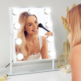 Miroir de maquillage FENCHILIN en mode éclairage chaud