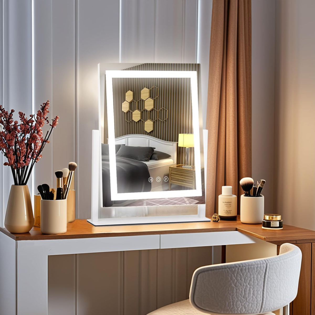 Miroir de maquillage homtang en mode lumière froide