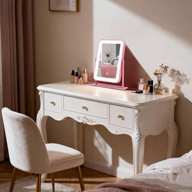Miroir YEKKOPT installé dans une chambre à coucher