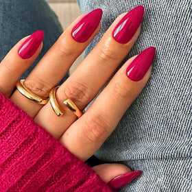 Modelones faux ongles press on framboise 32 pièces dans un emballage