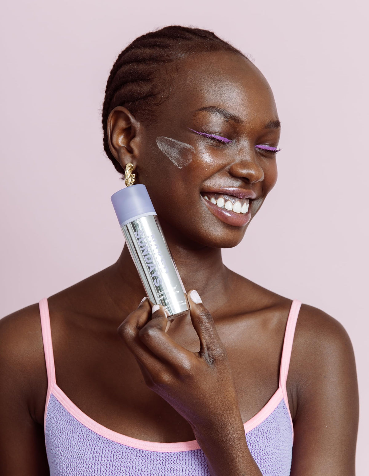 Naked Sundays CabanaClear SPF 50 sérum solaire avec flacon ouvert