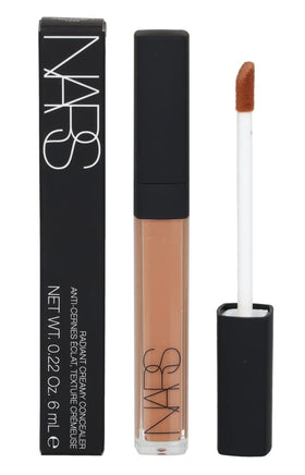 NARS Concealer Crème Éclatante Amande en usage quotidien
