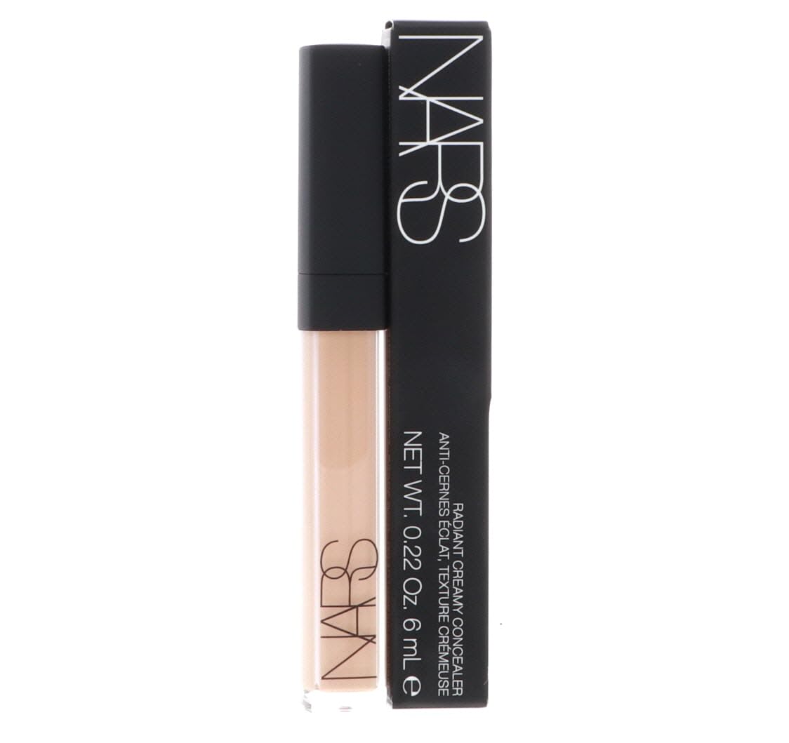 NARS Radiant Creamy Concealer Medium 2 Ginger application