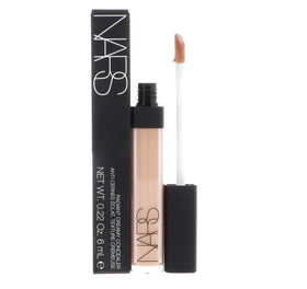 NARS Radiant Creamy Concealer Medium 2 Ginger sur vanity