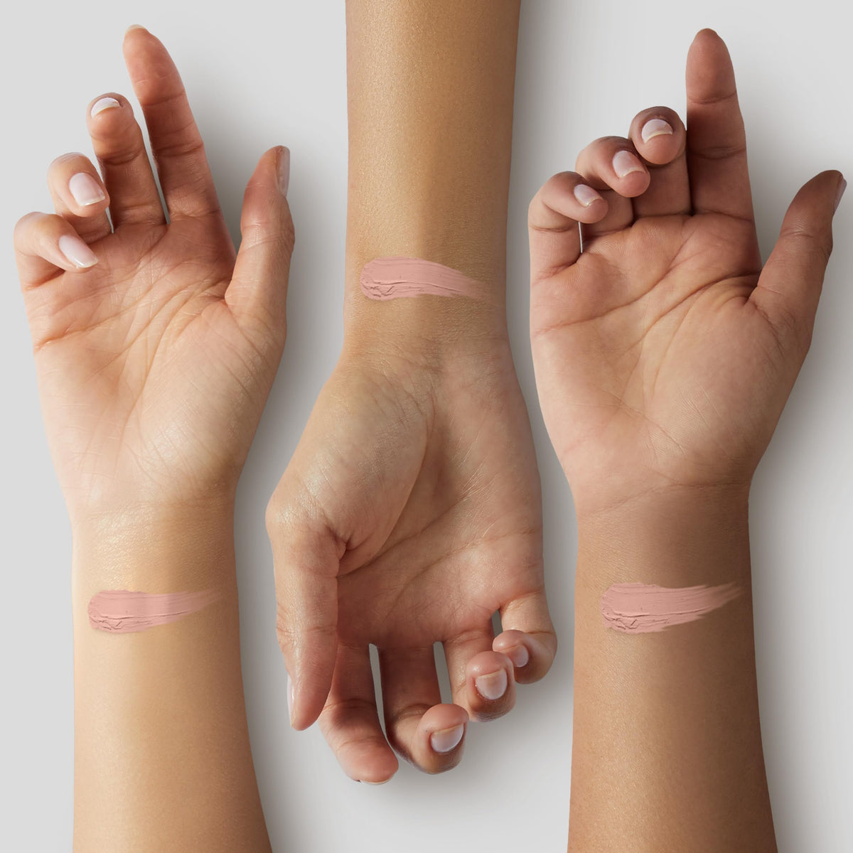 NARS Radiant Creamy Concealer Toffee 9g échantillon sur peau