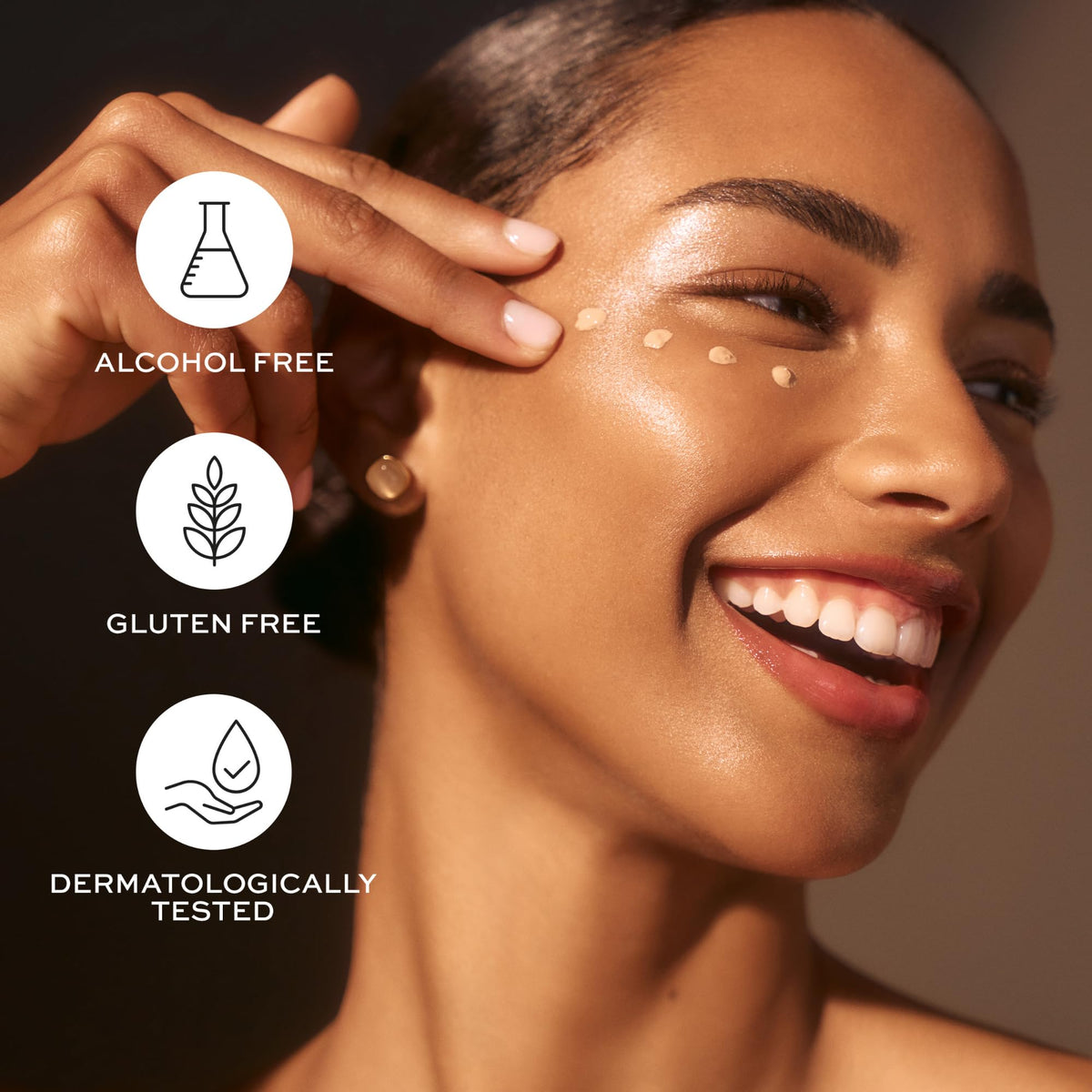 Natura Bissé Diamond Cocoon Crème Contour des Yeux 120g application sur la peau