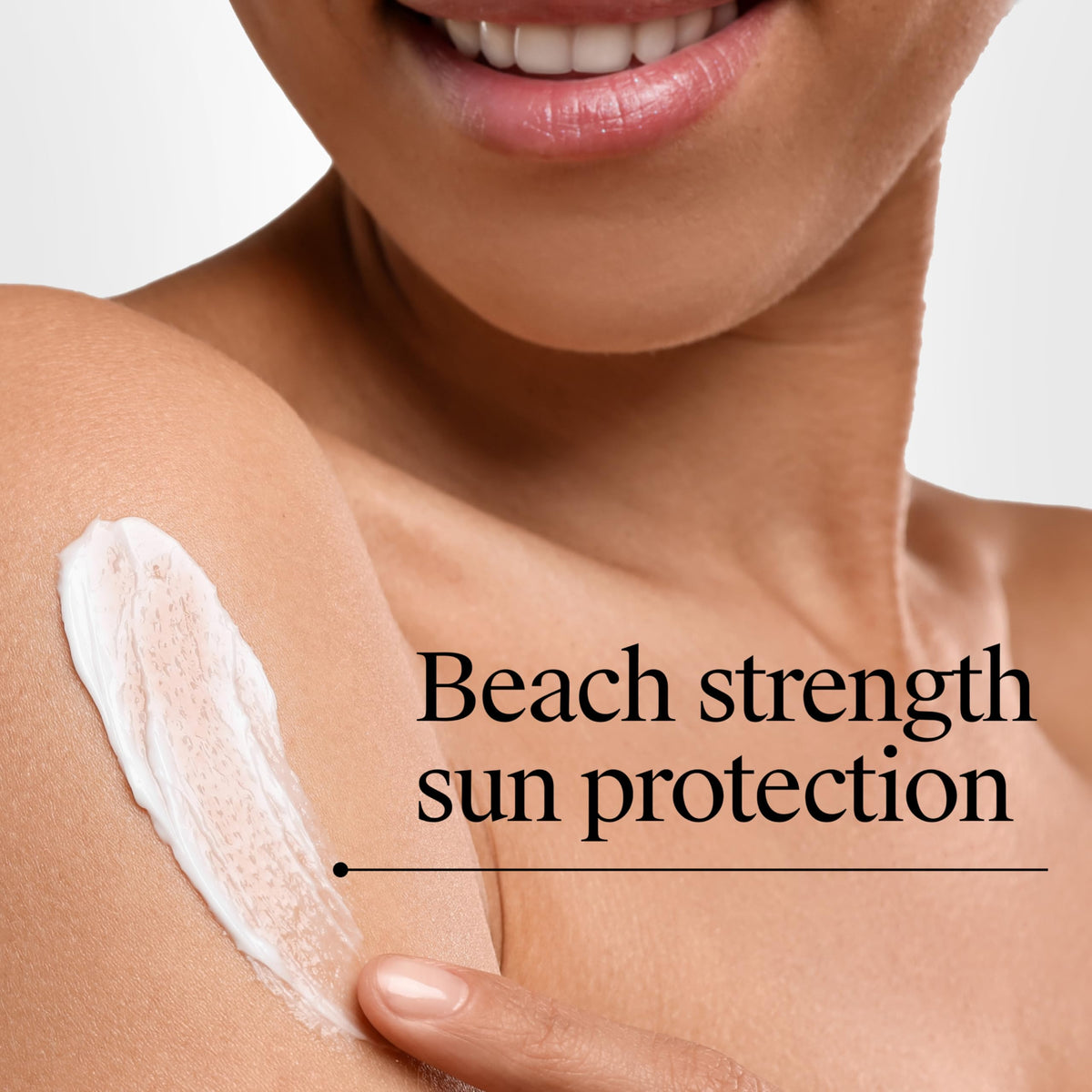 Neutrogena Crème Solaire Beach Defense sur une serviette de plage