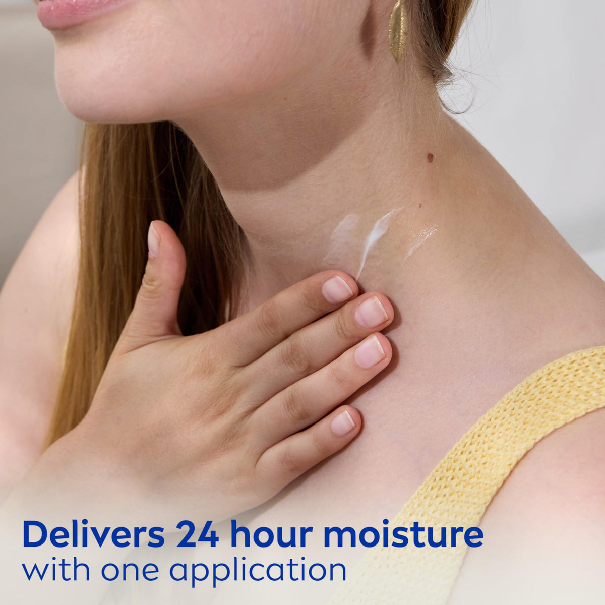 NIVEA crème cou et décolleté en vue de face
