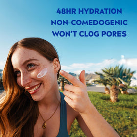 NIVEA Crème Douce Hydratante 499g application sur la peau