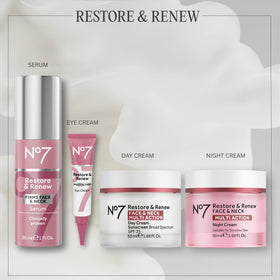 No7 Crème de Nuit Sculptante 50 ml sur une table de nuit