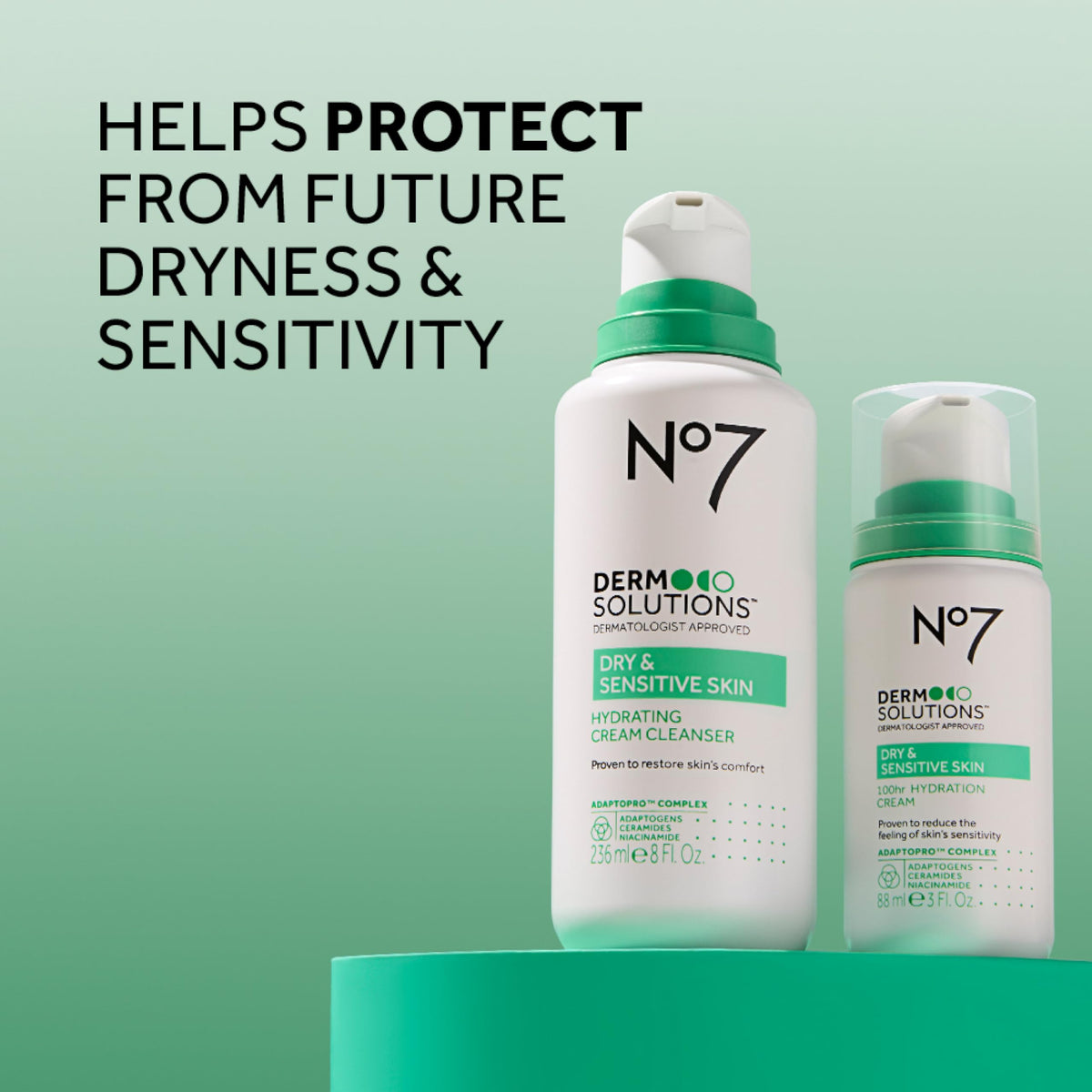 No7 Nettoyant Hydratant pour le Visage 558g, en situation de salle de bain