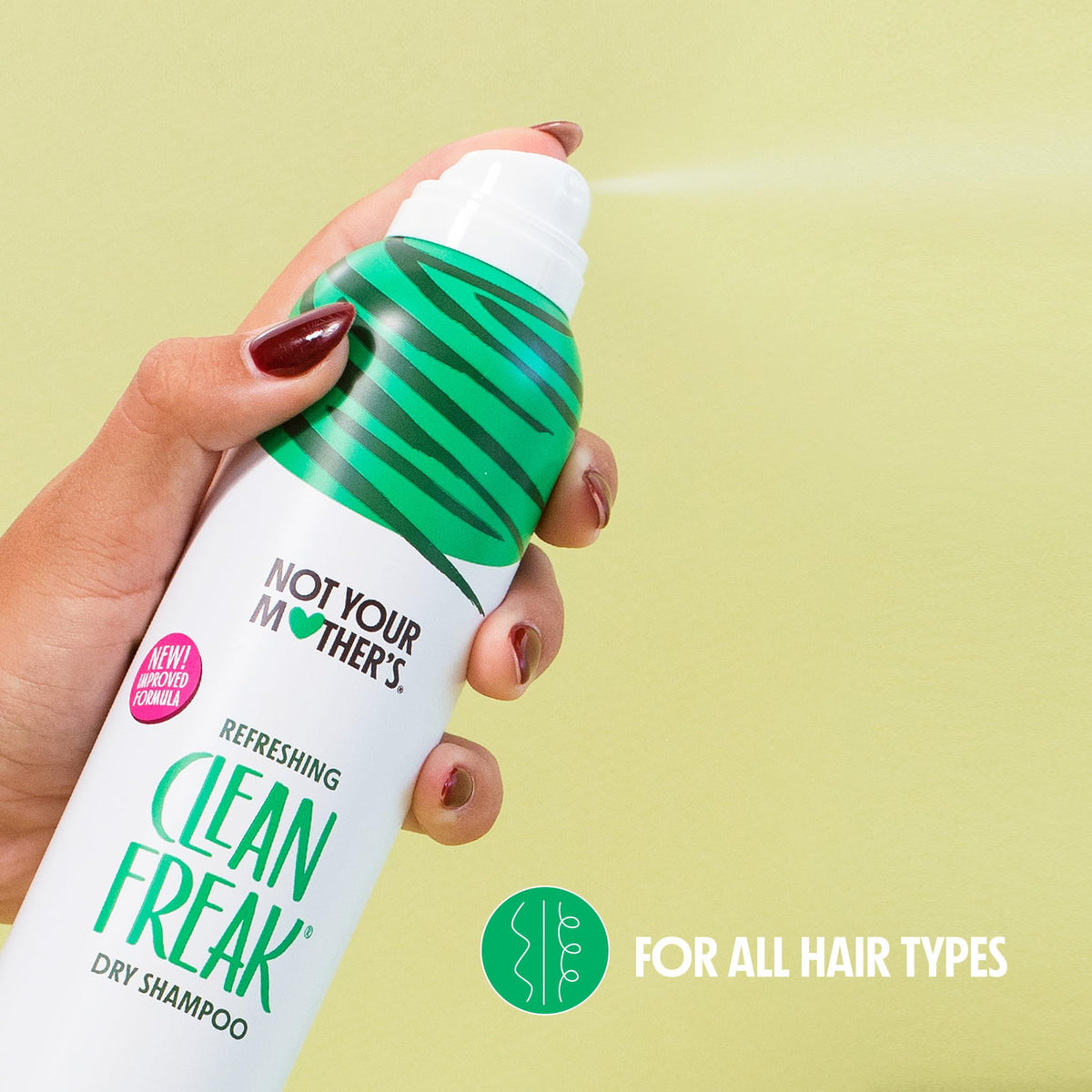 Not Your Mother's Shampoo Sec Jumbo 871g en mode utilisation