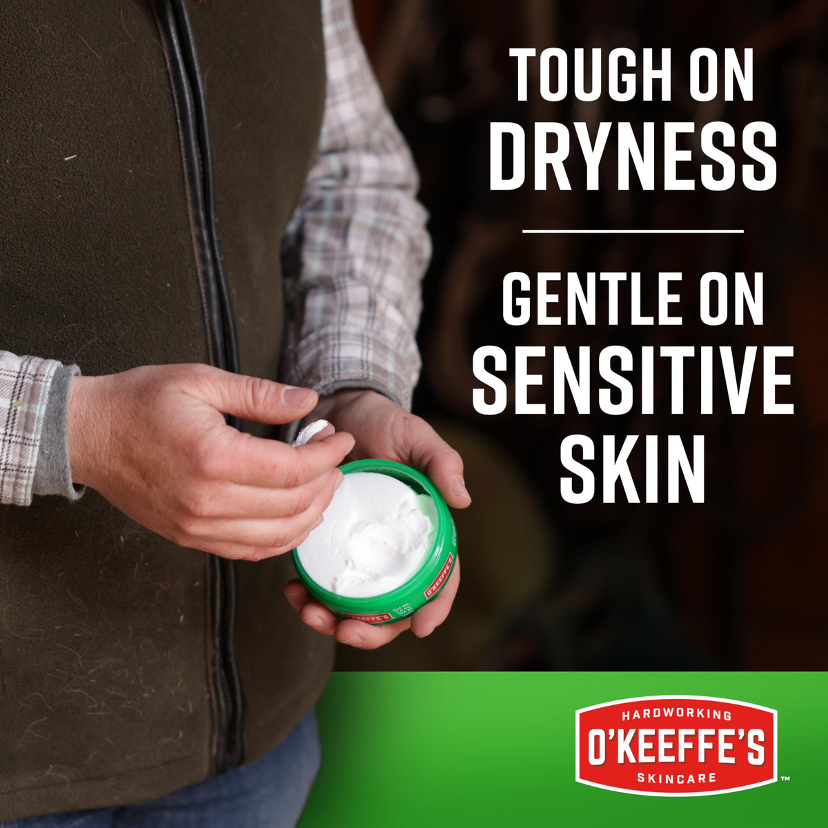 O'Keeffe's Crème pour les Mains 6,8 oz application sur les mains