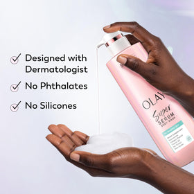 Olay Gel Douche Super Serum sur une surface en marbre