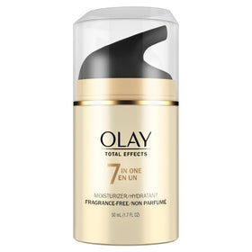 Olay Total Effects Crème Hydratante lors de l'application sur le visage