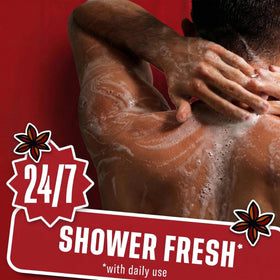 Old Spice Gel Douche Édition Fallidudes à côté de citrouilles