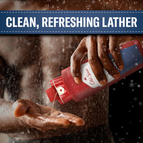 Old Spice Gel Douche et Shampooing 2-en-1 dans un environnement de douche