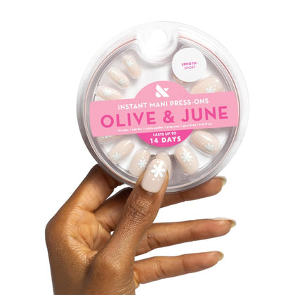 Olive & June Faux Ongles Press-On modèle Daisy Dance vue de face