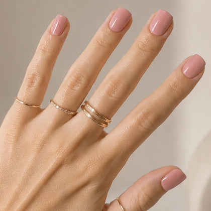 Olive & June Instant Mani faux ongles press-on HZ courbés devant