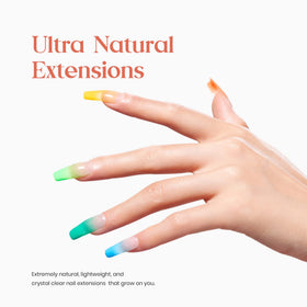 Ongles bien travaillés avec le gel d'extension de beetles