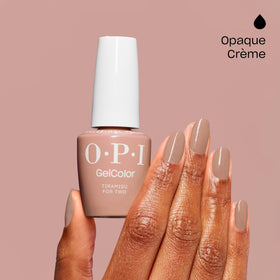 Ongles manucurés avec OPI GelColor Tiramisu for Two