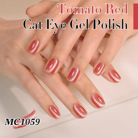 Ongles manucurés avec vernis gel Cat Eye Double Rhythm rose pêche