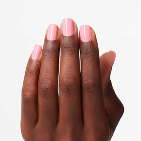 OPI Vernis Suzi Nails New Orleans, application sur ongles