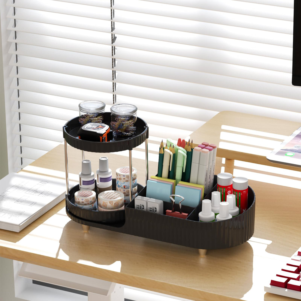 Organisateur de maquillage Jywantful assemblé avec produits de beauté