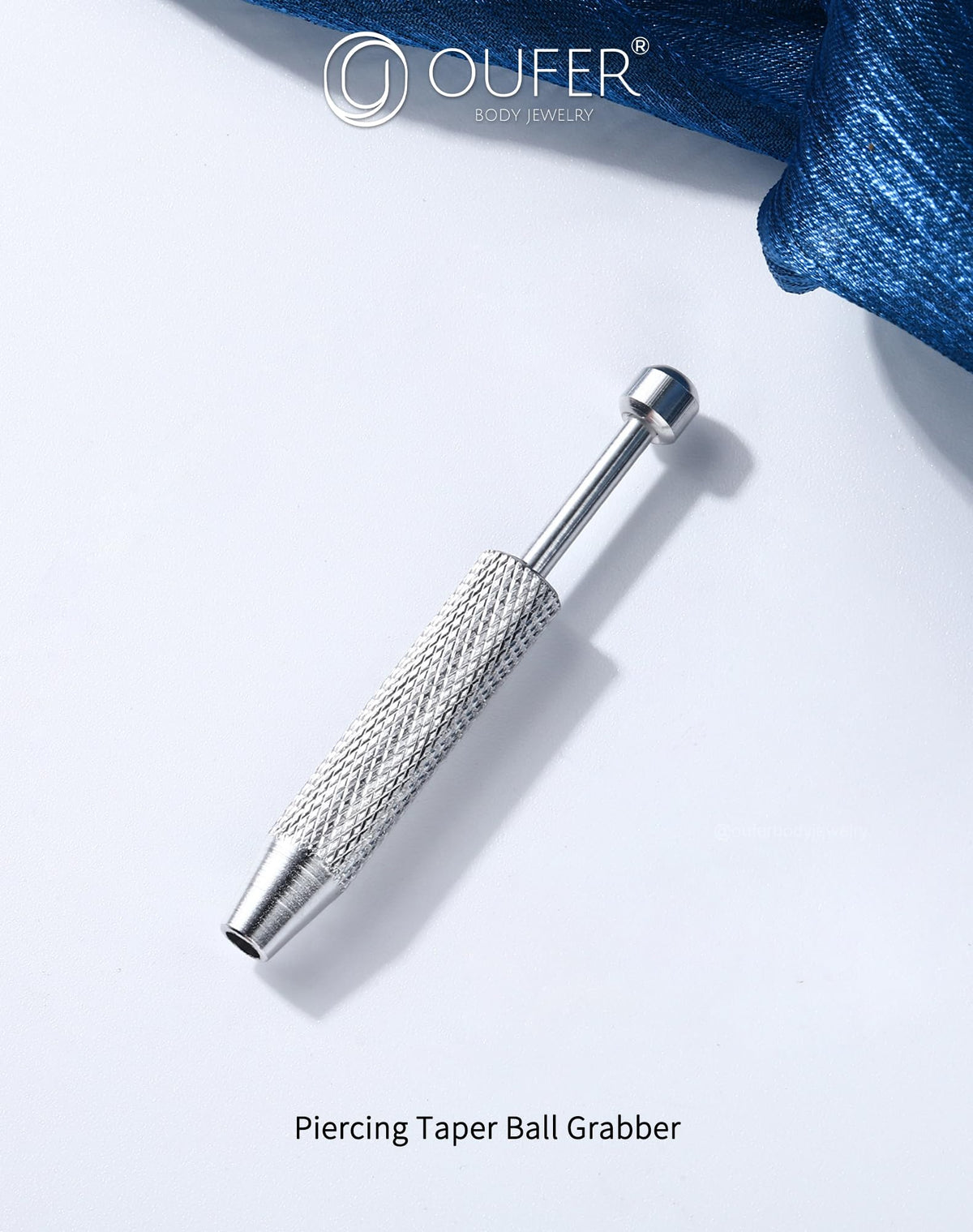 Outil de piercing compact OUFER pour un transport facile