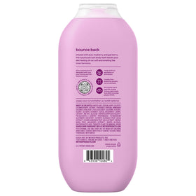 Pack de gel douche Method Berry Balance sur un fond neutre
