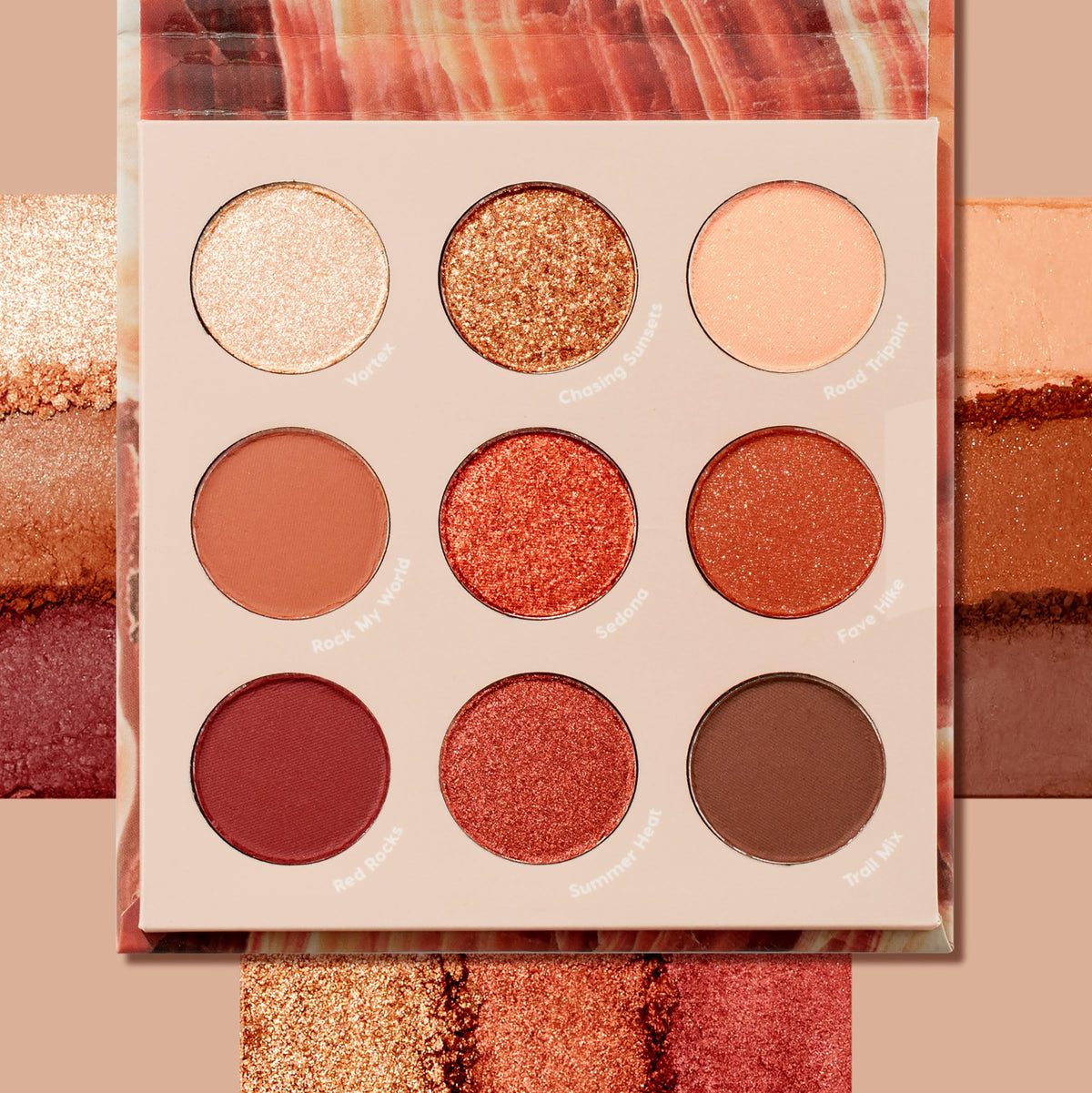 Palette ColourPop Rock On ouverte montrant les fards mates et métalliques