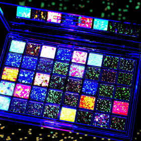 Palette de 40 couleurs de paillettes luminescentes Fandamei