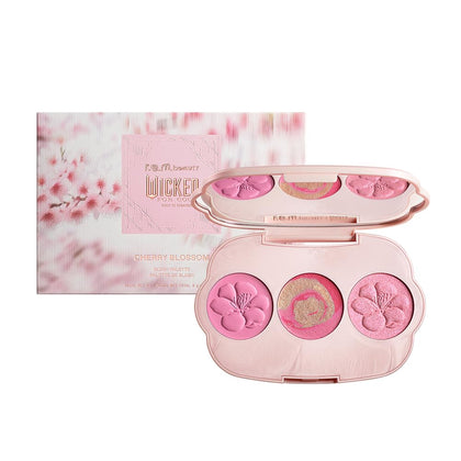 Palette de Blush Cherry Blossom r.e.m. beauty vue de face avec trois teintes