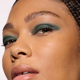 Palette de couleurs L'Oreal Paris avec plusieurs teintes de Le Shadow Stick