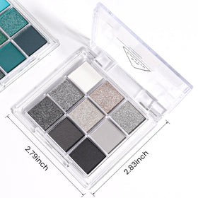 Palette de fards à paupières CAKAILA fermée montrant son design élégant