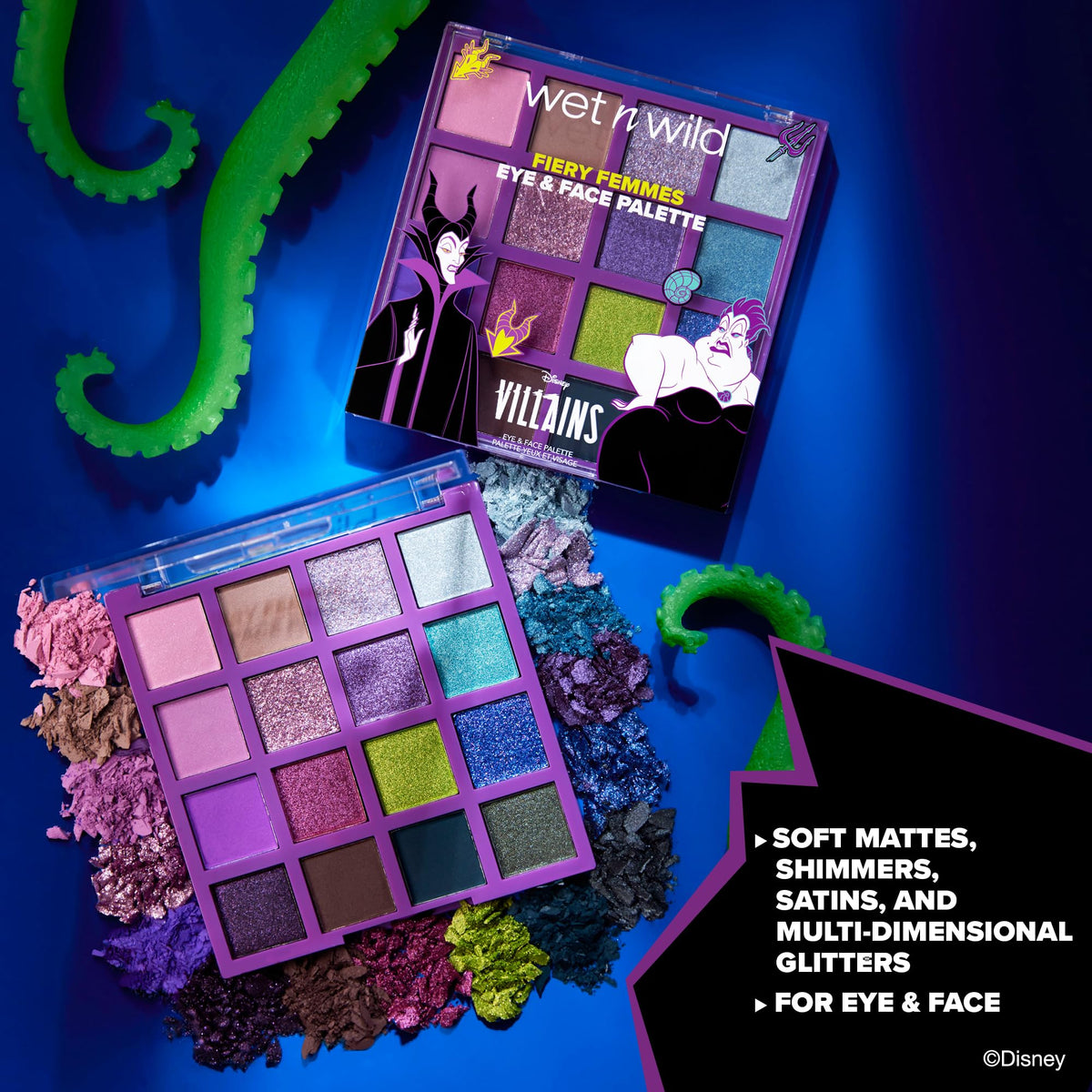 Palette ouverte montrant les 16 teintes de la palette Beautiful Destroyer