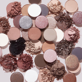 Palette Stone Cold Fox ouverte montrant les 30 teintes