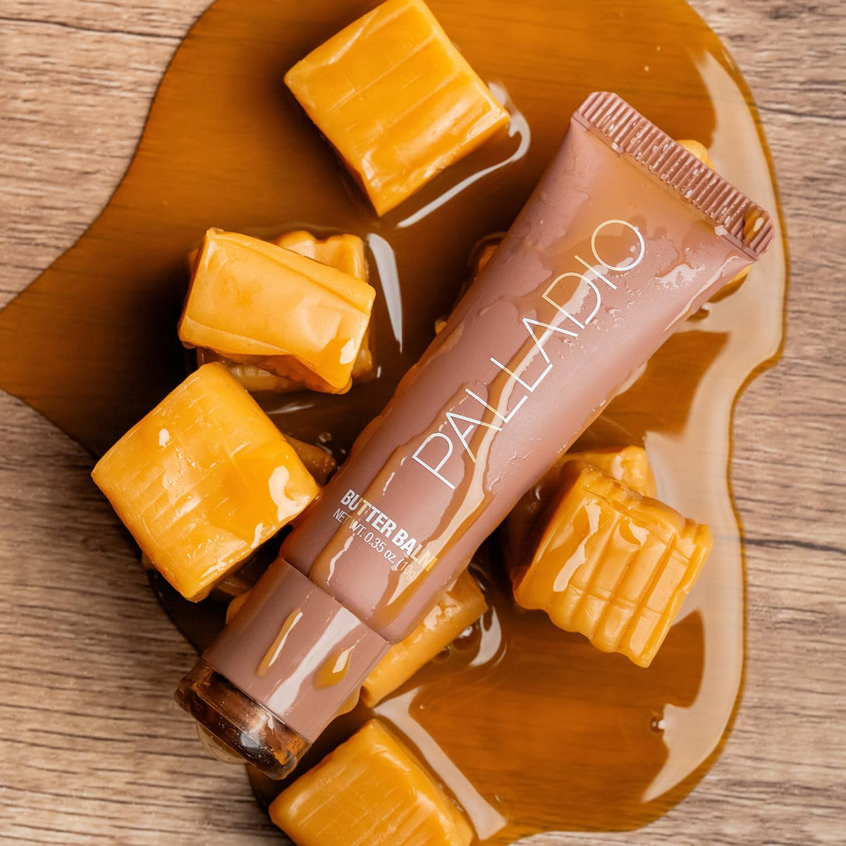 Palladio Butter Balm avec d'autres produits de beauté