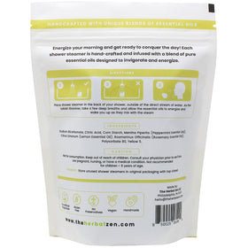 Pastilles de douche The Herbal Zen en utilisation dans une douche