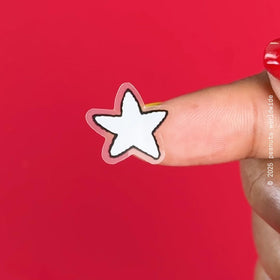 Patchs Hydro-Star® Snoopy sur une table de maquillage