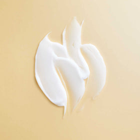 PATTERN Leave-In Conditioner 110g avec un fond naturel