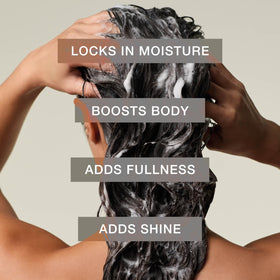 Paul Mitchell Awapuhi Shampoo 350g avec mousse lors de l'application