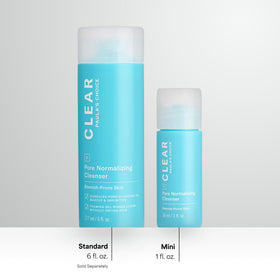 Paula's Choice gel nettoyant visage sur un comptoir